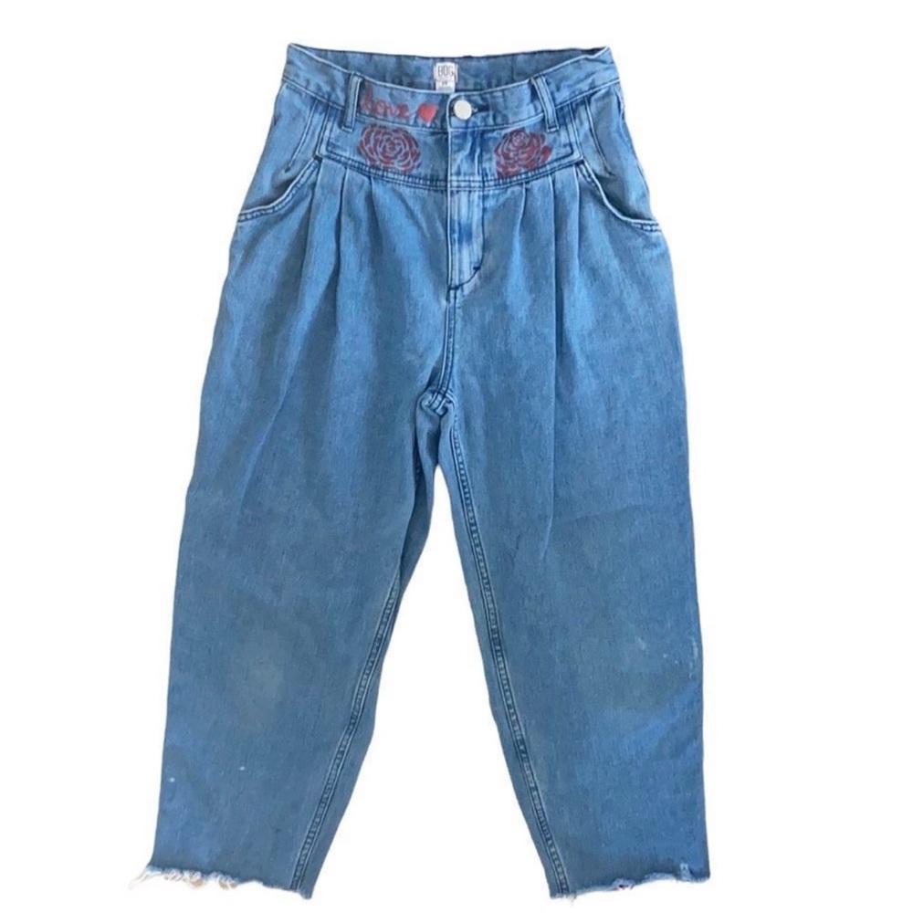 BDG EMBELLISHED DISTRESSED JEANS